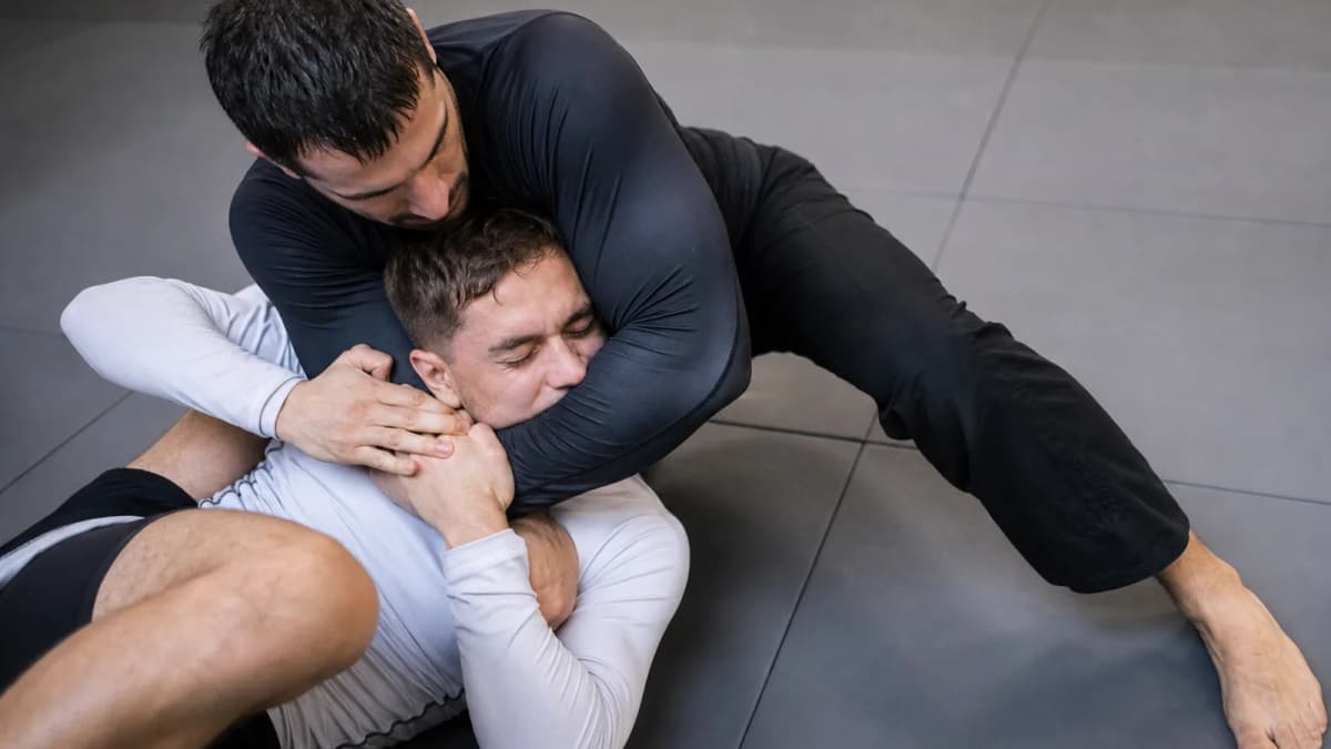 Ezekiel vs cross collar choke: which gi choke when?