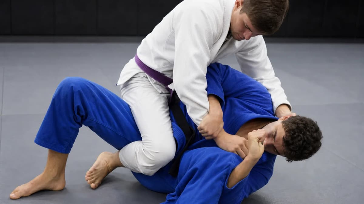 Elbow Escape from Mount