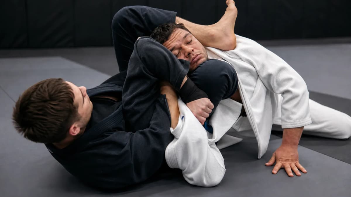 Triangle Choke